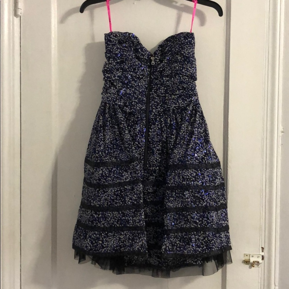 Blue dress